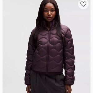 Lululemon 900 downfall quilted jacket